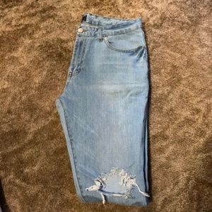4 pairs of jeans